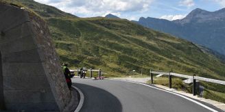 Splügen GR - Fahrradfahrer bei Selbstunfall verletzt