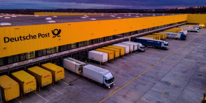 Deutsche Post Ag Service Und Versandzentrum 92631 Weiden Deutsche Post AG wächst zum Jahresauftakt