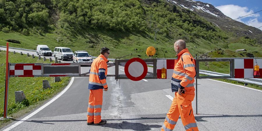 Gotthard Google maps