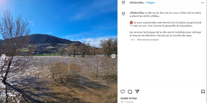Starke Regenfälle haben am Wochenende in Südostfrankreich - hier in der Stadt Millau - für Hochwasser gesorgt. Unwetter Frankreich Millau