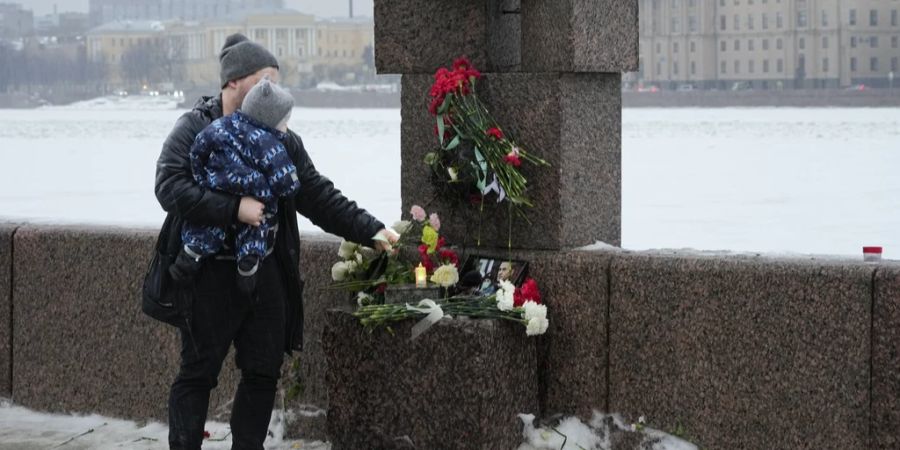 Auch in St. Petersburg kommt es zu Solidaritätsbekundungen