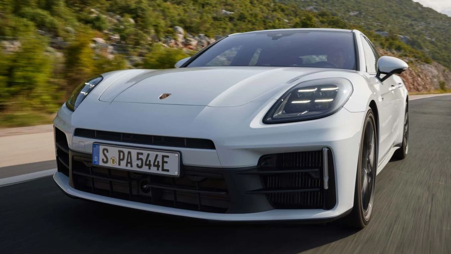 Porsche Panamera 4 E-Hybrid