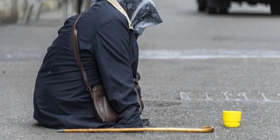 Läden und Restaurants klagen über aggressives Bettelverhalten.