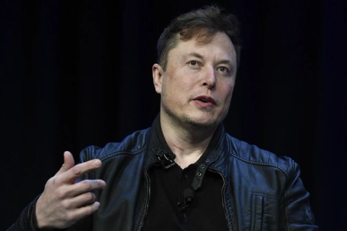 Für Elon Musk kommen die Probleme bei Tesla zu einem denkbar ungünstigen Zeitpunkt. elon musk tesla
