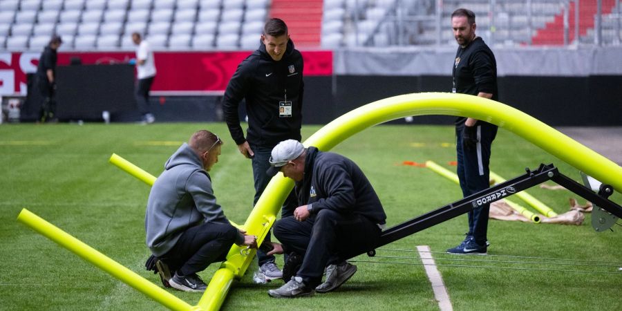 Umbau: Die Allianz Arena wird für das NFL-Macht zwischen den Tampa Bay Buccaneers und den Seattle Seahawks hergerichtet.