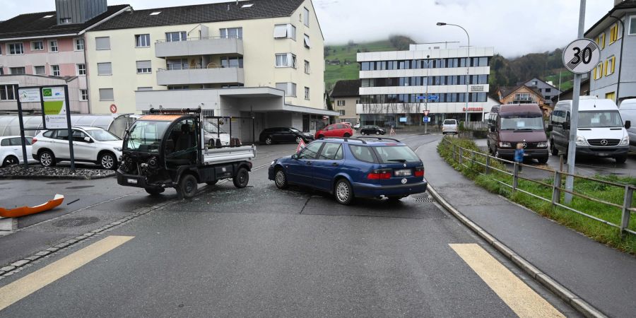 Grabs: Unfall beim Abbiegen