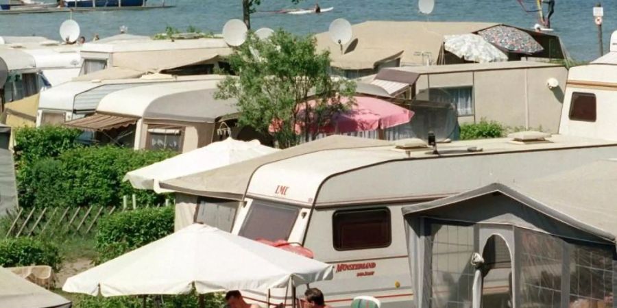 Die Welt entdecken ohne auf Fahrpläne oder Hotels angewiesen zu sein, das fasziniert viele Menschen. Foto: Klaus Franke/dpa-Zentralbild/dpa