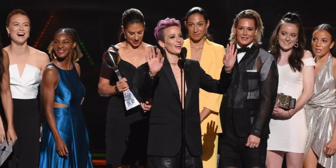 Die US-Frauen-Nati um Megan Rapinoe hatte gleiche Bezahlung gefordert. Megan Rapinoe