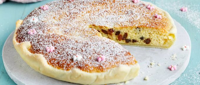 Osterfladen kann man sowohl mit Hartweizen- wie auch mit Maisgriess backen. Osterfladen Hartweizengriess