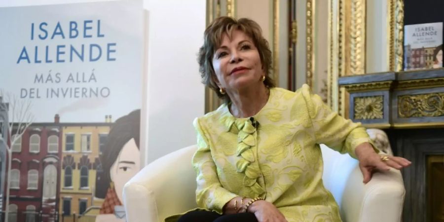 Isabel Allende 2017 bei einer Buchvorstellung in Madrid