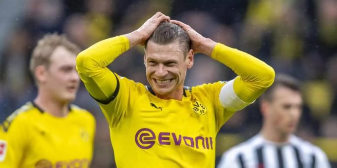 Bleibt ein weiteres Jahr beim BVB: Lukasz Piszczek. Lukasz Piszczek