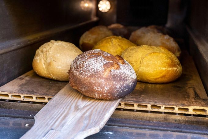 Frisches Brot aus dem Ofen