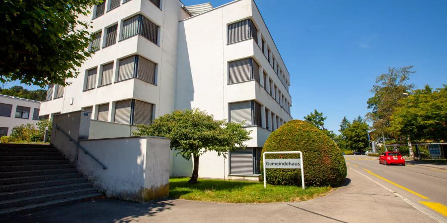 Das alte Gemeindehaus in Spreitenbach.