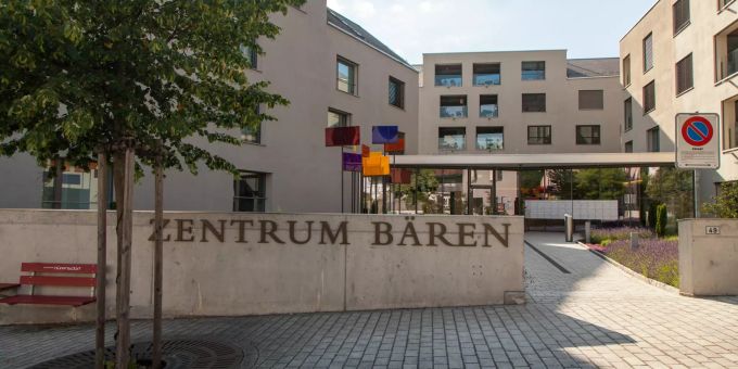 Das Zentrum Bären in Nürensdorf. Das Zentrum Bären in Nürensdorf.