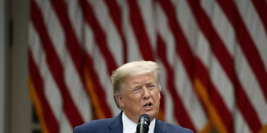 US-Präsident Donald Trump kündigt das Ende der Zusammenarbeit mit der WHO an. Foto: Alex Brandon/AP/dpa