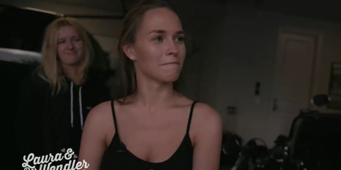 Raus! - Laura Müller räumt Claudias Zimmer aus