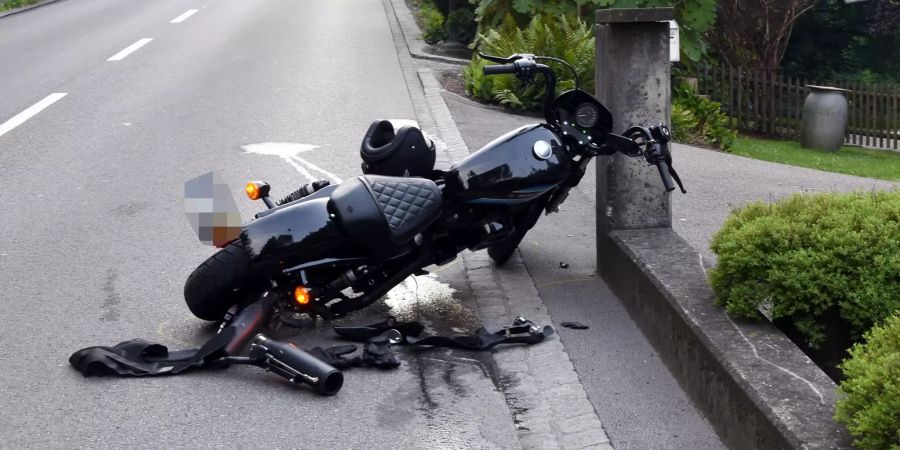 Selbstunfall mit Motorrad