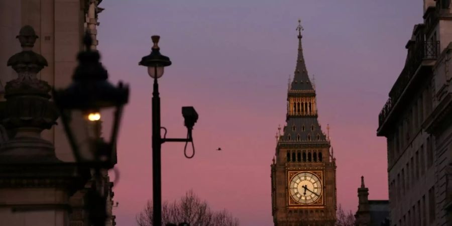 Blick auf den auch als Big Ben bekannten Elizabeth Tower