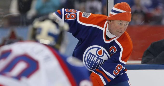 Die Eishockey-Legende Wayne Gretzky (59) spielte zwischen 1978 und 1988 für die Edmonton Oilers. NHL