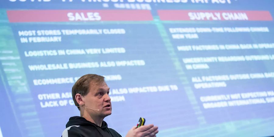 Der deutsche Sportartikelhersteller Puma lässt die Dividende für 2019 ausfallen - im Bild CEO Björn Gulden an der Bilanz-Pressekonferenz im Februar (Archiv)