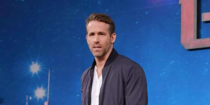 Ryan Reynolds scherzt, er würde in der Corona-Isolation «hauptsächlcih trinken». ryan reynolds