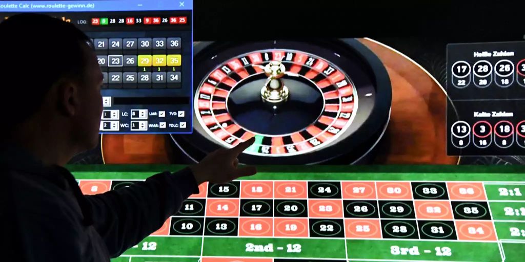 Schweizer Poker-Genie räumt ab: Experte warnt vor Glücksspielen