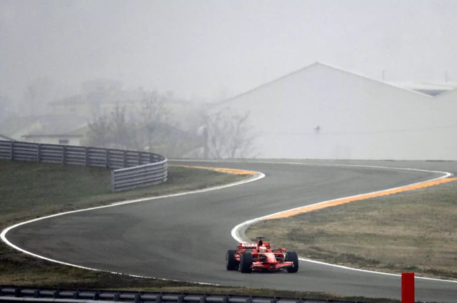 ... und die Ferrari-eigene Teststrecke in Fiorano.