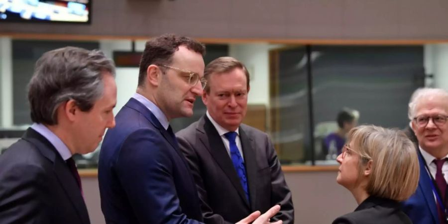 Bundesgesundheitsminister Jens Spahn (M) mit EU-Kollegen