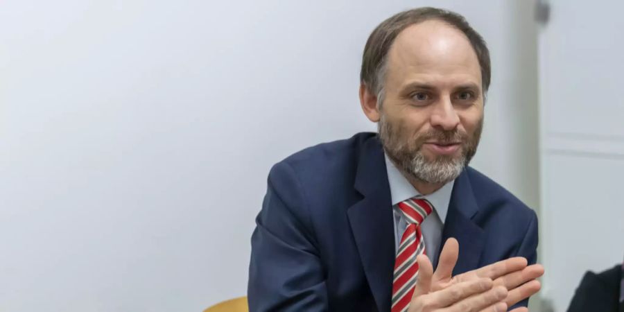 mr. pierre bayenet avocat