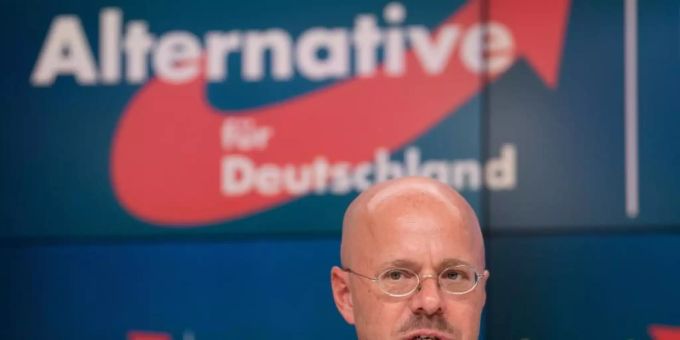 Andreas Kalbitz, Fraktionsvorsitzender der Brandenburger AfD, gilt neben Björn Höcke als wichtigster Vertreter des rechtsnationalen «Flügels». Foto: Soeren Stache/dpa Andreas Kalbitz, Fraktionsvorsitzender der Brandenburger AfD, gilt neben Björn Höcke als wichtigster Vertreter des rechtsnationalen «Flügels». Foto: Soeren Stache/dpa