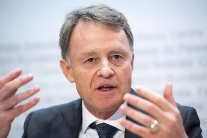 Der Direktor und Botschafter Manuel Sager ist der neuen Strategie der DEZA gegenüber positiv eingestellt. DEZA_Sager