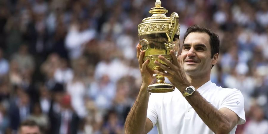 Knapp dahinter mit 93,4 Mio. Dollar liegt Tennis-Star Roger Federer.