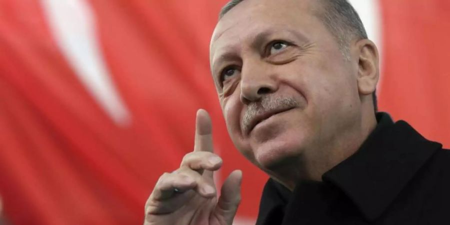 Präsident Erdogan Mitte März bei einer Wahlkampfveranstaltung der Regierungspartei AKP. Foto: Pool Presidential Press Service/AP/dpa