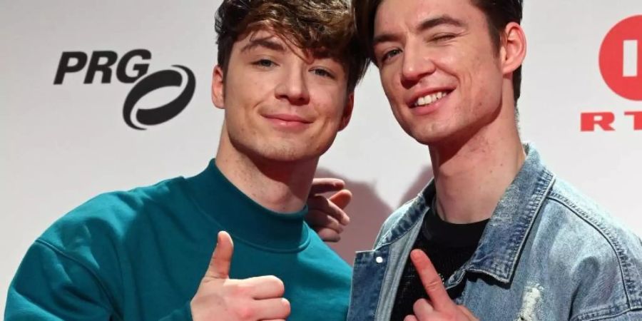 Die Zwillingsbrüder Heiko (r) und Roman Lochmann alias «Die Lochis» beenden Karriere als Youtube-Stars. Foto: Henning Kaiser