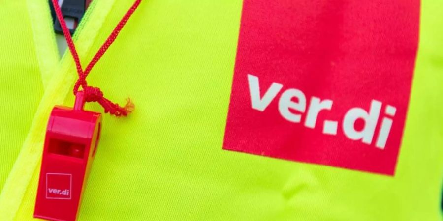 Verdi fordert für die Beschäftigten im Einzelhandel 6,5 Prozent mehr Lohn. Foto: Christophe Gateau