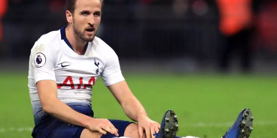 Trotz seines Treffers verliert Tottenham in Burnley: Harry Kane sitzt auf dem Spielfeld. Foto (Archiv): Mike Egerton/PA Wire Foto: Mike Egerton