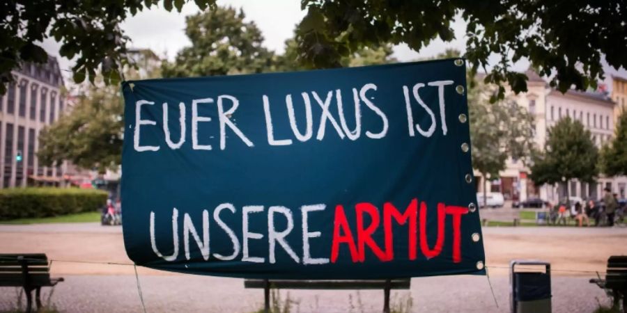 Ein Protestplakat