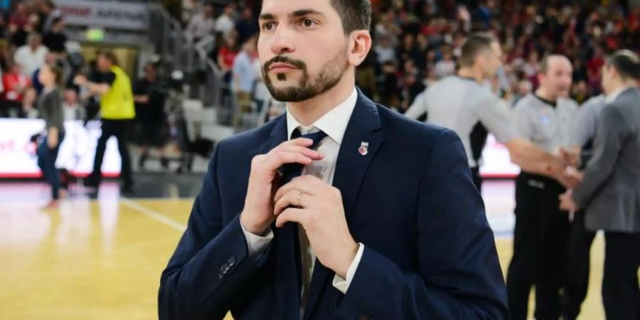 Musste mit Bamberg gegen Oldenburg eine Pleite hinnehmen: Brose-Coach Federico Perego. Foto: Nicolas Armer