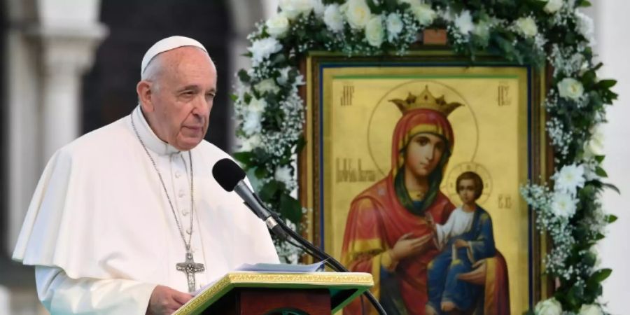 Papst Franziskus auf dem Alexander-Newski-Platz in Sofia