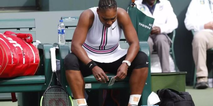 Serena Williams musste in Indian Wells aufgeben. Foto: Charles Baus/CSM via ZUMA Wire Serena Williams musste in Indian Wells aufgeben. Foto: Charles Baus/CSM via ZUMA Wire