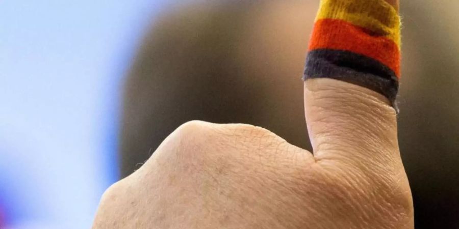 Laut einer aktuellen Umfrage sagen zwei Drittel der Erwachsenen in Deutschland (66 Prozent), dass sie momentan glücklich sind. Foto. Friso Gentsch Foto: Friso Gentsch