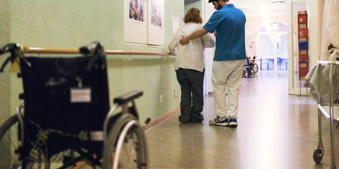 Der Bundesrat will die Zahl der Zulassungen zum Zivildienst senken. (Symbolbild) zivildienst in der schweiz