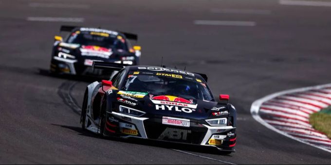 Der Schweizer Ricardo Feller liegt in der DTM-Gesamtwertung nur noch hinter ABT-Teamkollege Kelvin van der Linde. DTM ABT