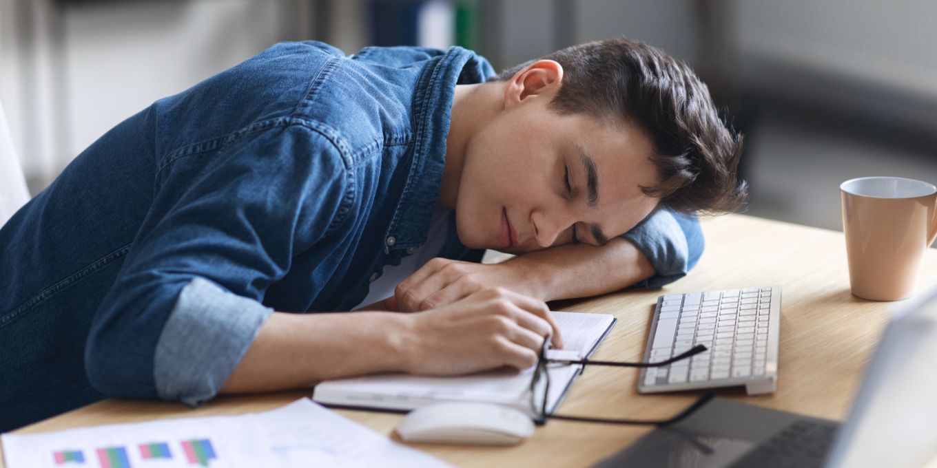 Arbeit: So einfach überwinden Sie das Mittagstief
