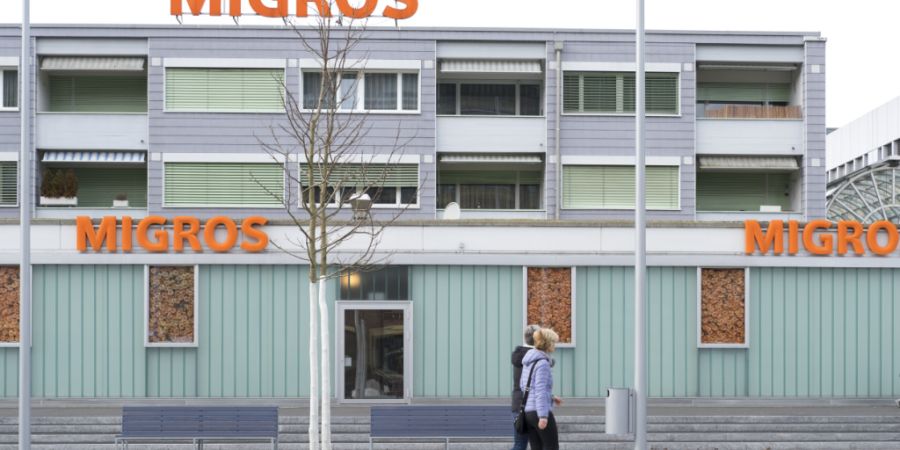 Die Umstrukturierungen bei der Migros belasten die Beliebtheit der Marke. (Archivbild)