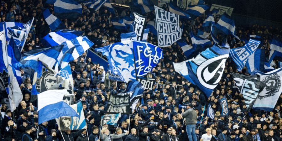 Die Fans des FC Luzern unterstützen ihr Team. (Archivbild)