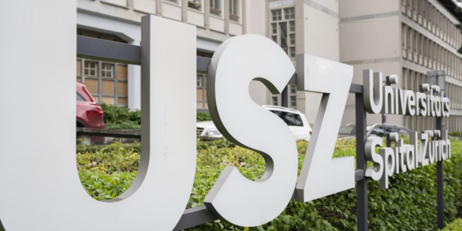 Das USZ will unruhige und verwirrte Patientinnen und Patienten mit KI im Auge behalten. Im Frühling soll die Ausschreibung für das System starten. (Archivbild)