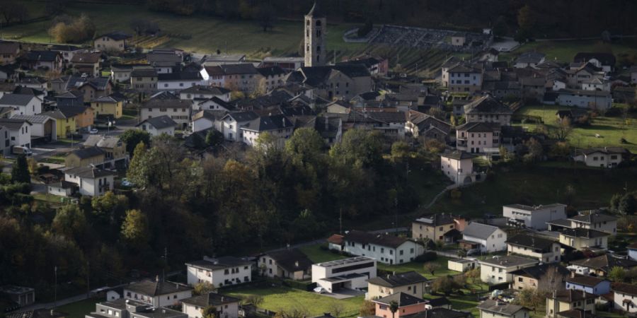Mitte Mai findet in Roveredo ein Treffen zwischen Vertretern der Gemeinden der Region Moesa, verschiedenen kantonalen Ämtern und der Kantonspolizei Graubünden statt. Im Mittelpunkt st...