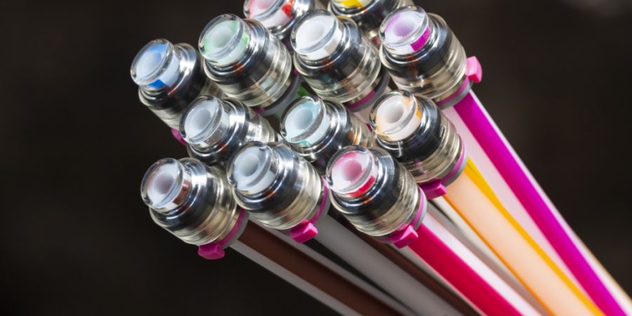 Bis Ende Jahr werden in der Stadt Bern über 90 Prozent der Liegenschaften ans Glasfasernetz angeschlossen sein. (Symbolbild)