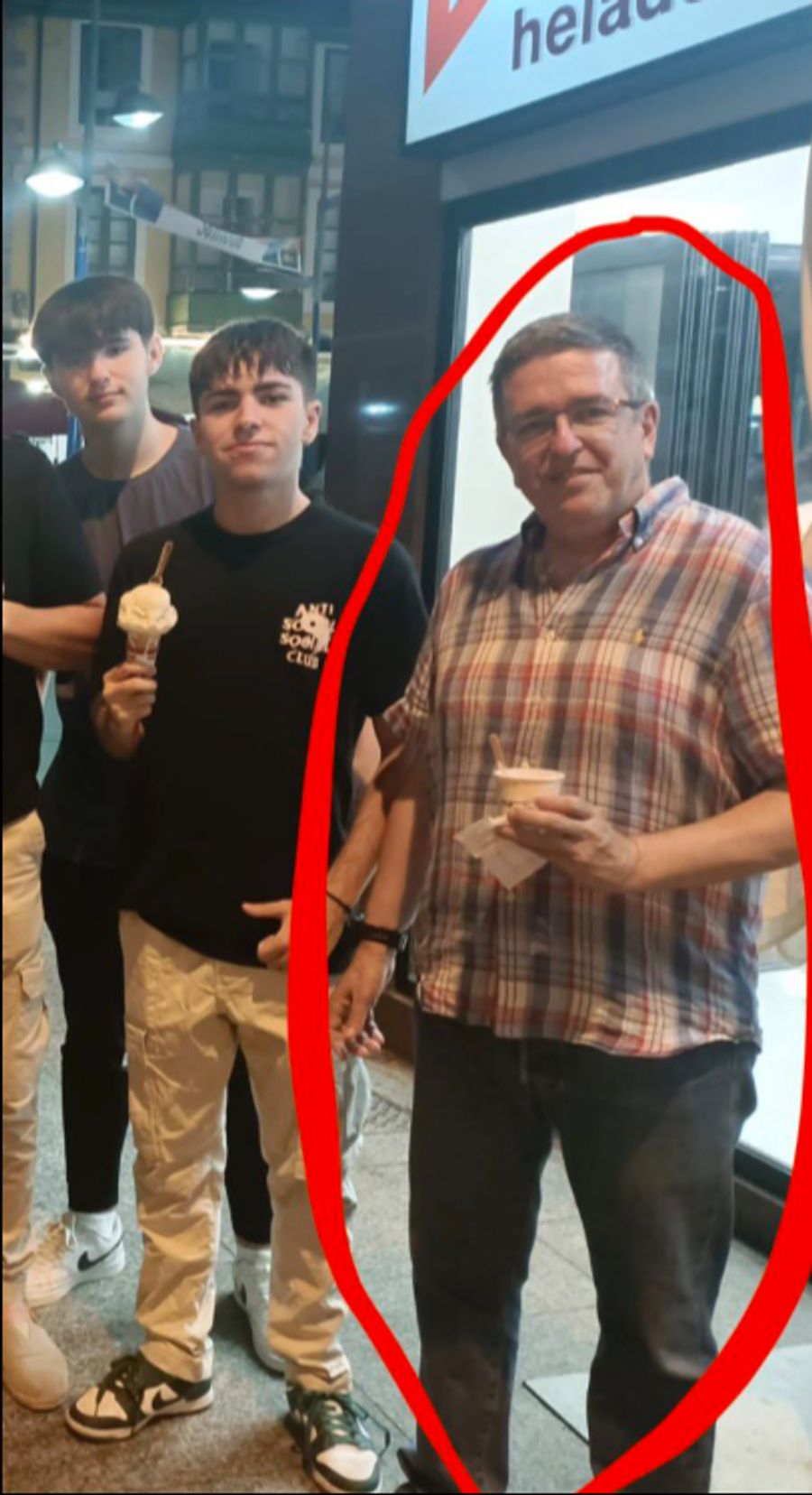 Auf X postet Ricardo dieses Foto seines vermissten Vaters.